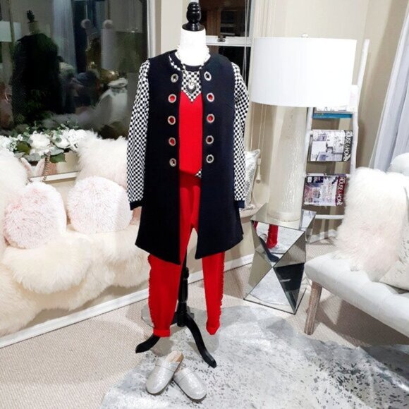 EUC Paraphrase black wool blend sleeveless long line vest w chrome rings - Picture 3 of 9